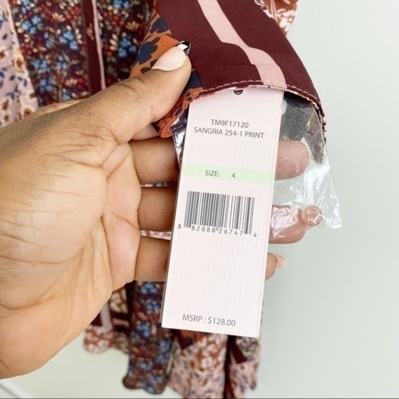 NWT multi color printed dress - Picture 8 of 12